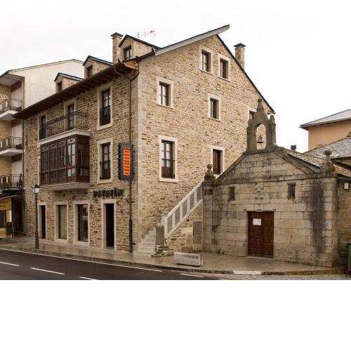 Hostal Raices