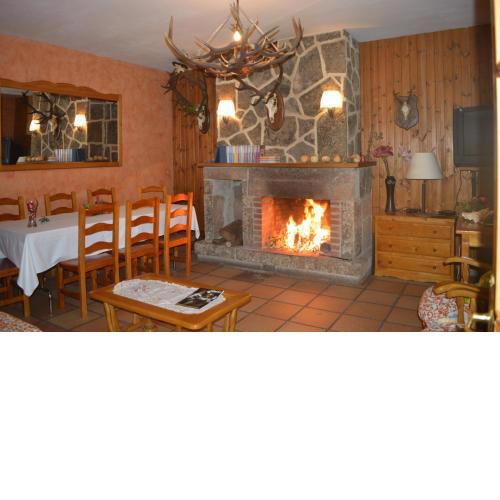 Hostal Revinuesa