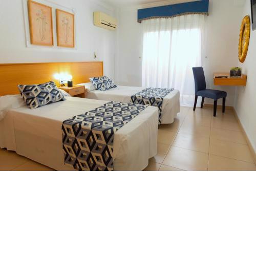 Hostal RR Feria by Beleret