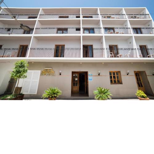 Hostal Sa Rota