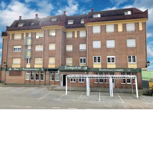 Hostal Sanpatiel