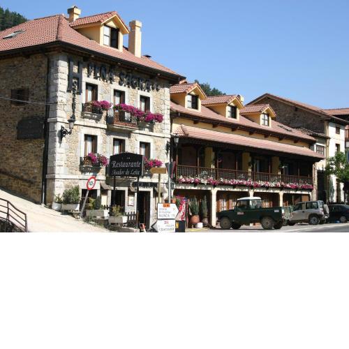 Hosteria Peña Sagra