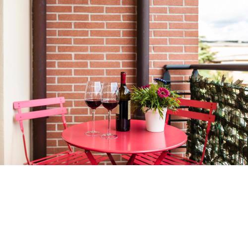 Hostly - Family Home Strada dell'Olio - Brand new 2BR, 2 Bathrooms