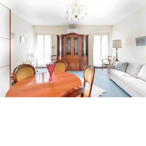 HostMe Piazza di Spagna apartament
