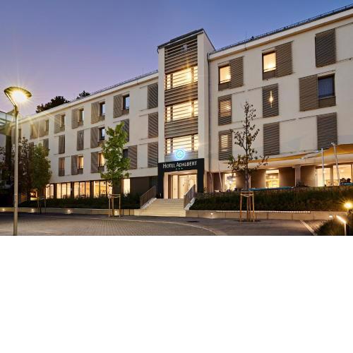 Hotel Adalbert Szent Tamás ház