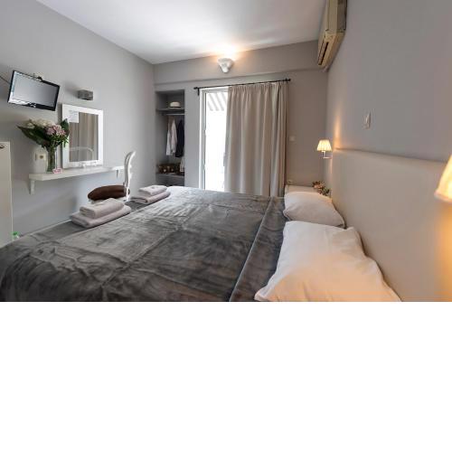 Hotel Adonis