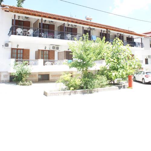 HOTEL AGNI -ENOIKIAZOMENA DIAMERIZMATA