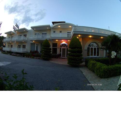 Hotel Akrogiali