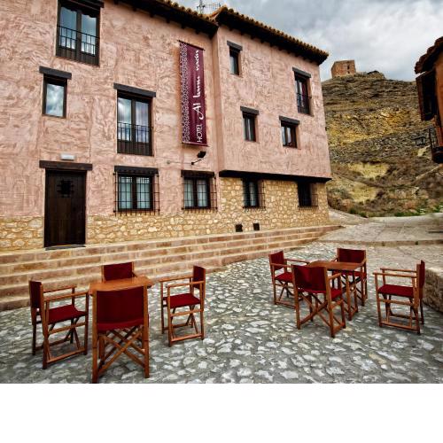 Hotel Albanuracín