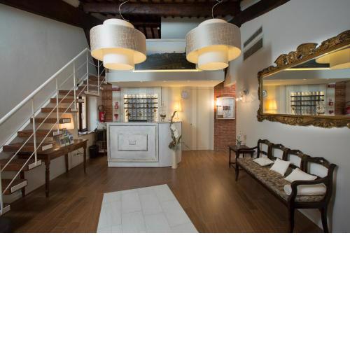 Hotel Alma Domus
