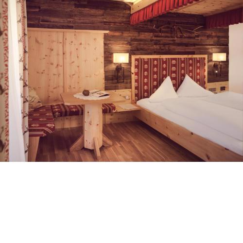 Hotel Alpenstolz