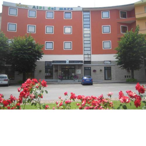 Hotel Alpi Del Mare