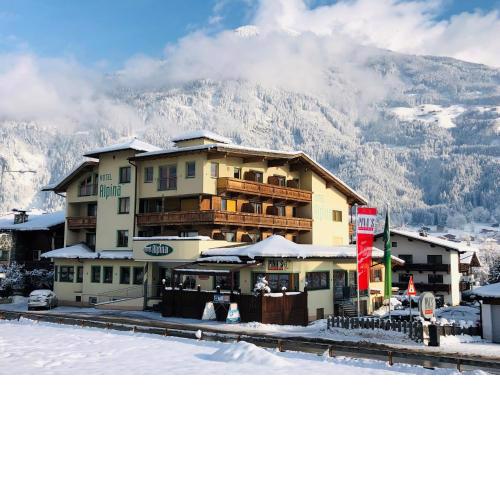 Hotel Alpina