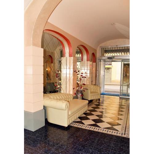 Hotel Amadeus E Teatro