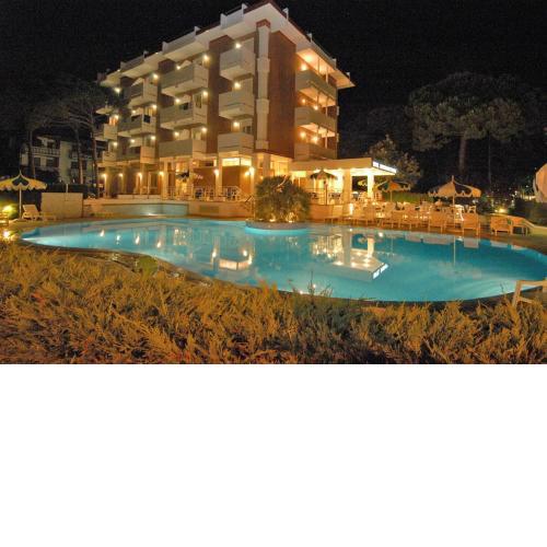 Hotel Ambassador Meuble