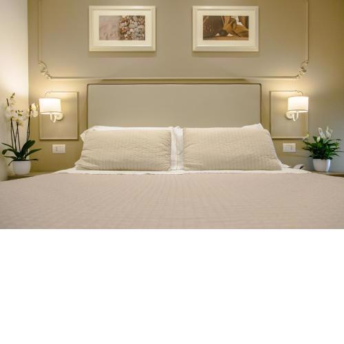 Hotel Ambassador
