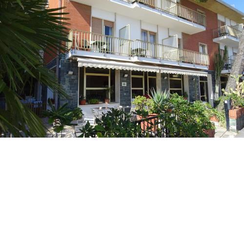 Hotel Ambassador