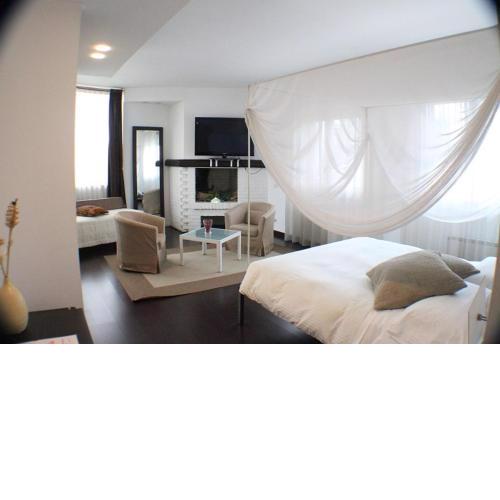 Hotel Angi