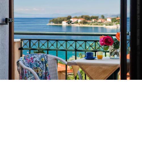 Hotel Apartments Sikia II