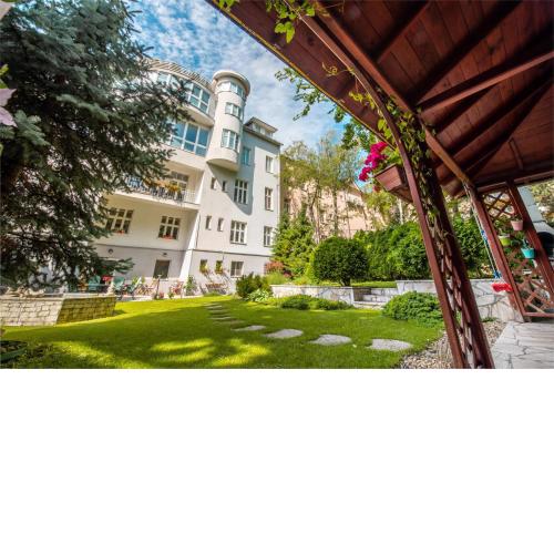 Hotel Arcus Garden