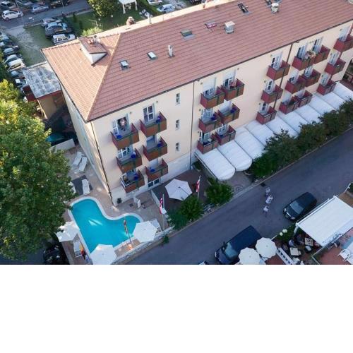 Hotel Aron