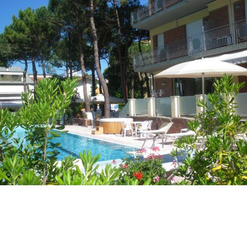 Hotel Ascot