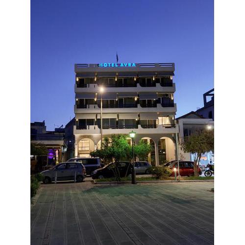 Hotel Avra