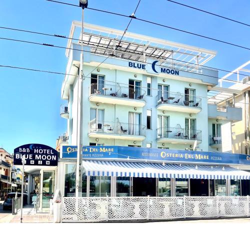 Hotel Blue Moon