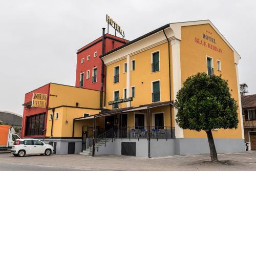 Hotel Blue Ribbon