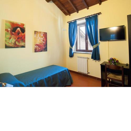 Hotel Capranica