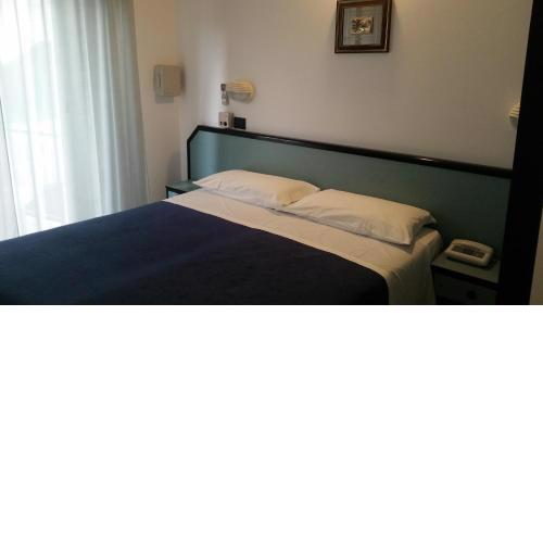 Hotel Caravelle