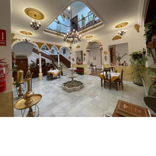 Hotel casa palaciega SIGLO XIX