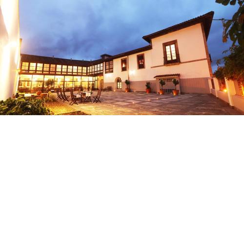 Hotel Casona del Busto