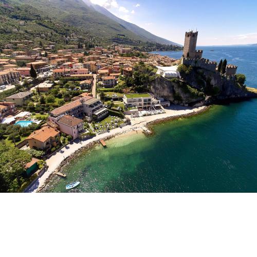 Hotel Castello Lake Front
