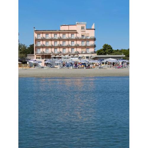 Hotel Dea