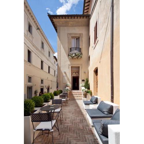Hotel Degli Affreschi