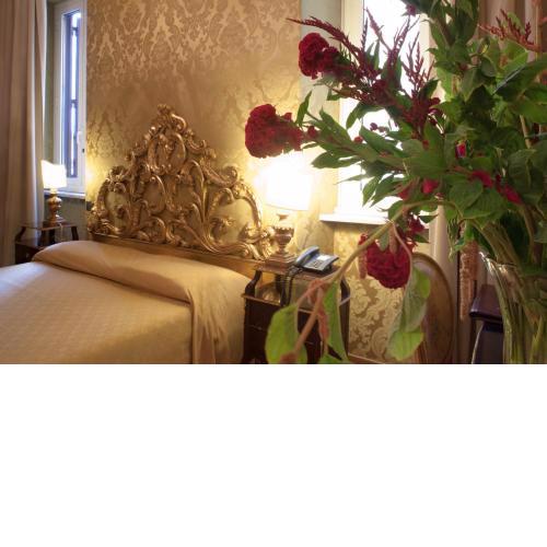 Hotel Des Epoques