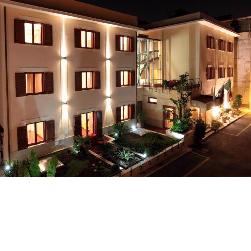 Hotel Diana