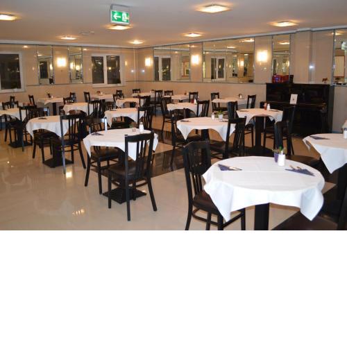 Hotel Donaustadt Kagran - at Metro U1