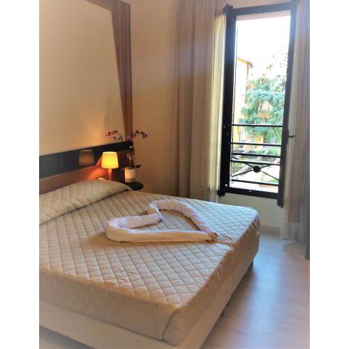HOTEL DOZZA