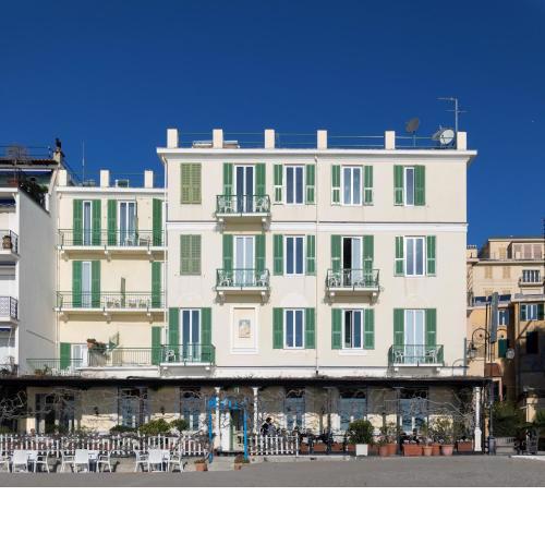 Hotel Eden Alaxi Hotels