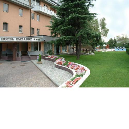 Hotel Embassy