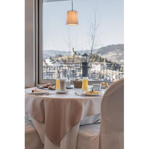 Hotel Emmy - five elements