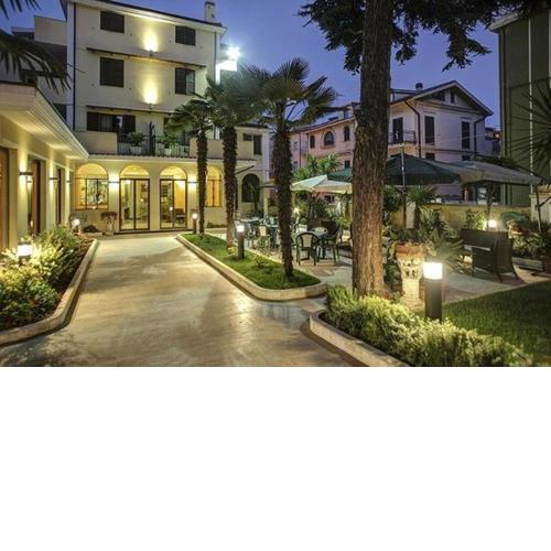Hotel Ester Safer