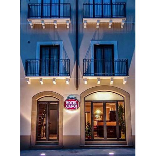 Hotel Gangi