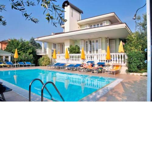 Hotel Gardenia & Villa Charme