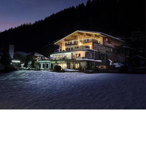 Hotel Garni Pinzgau, Bernd Hüttl