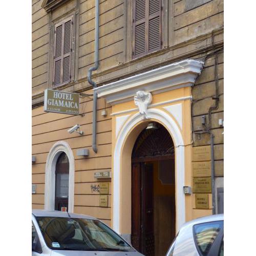 Hotel Giamaica for Girls & Ladies Only