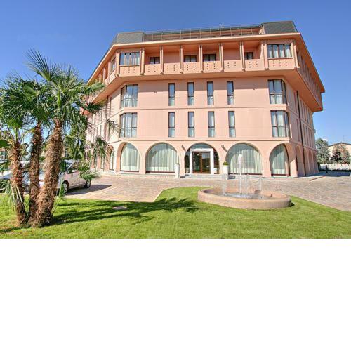 Hotel Habitat