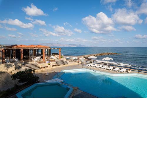 Hotel Haris on the beach
